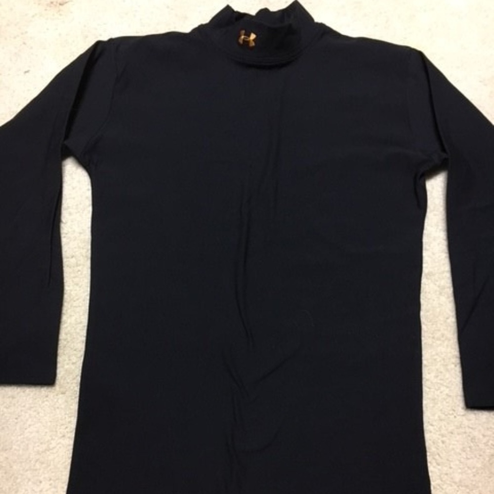 Athletic shirt